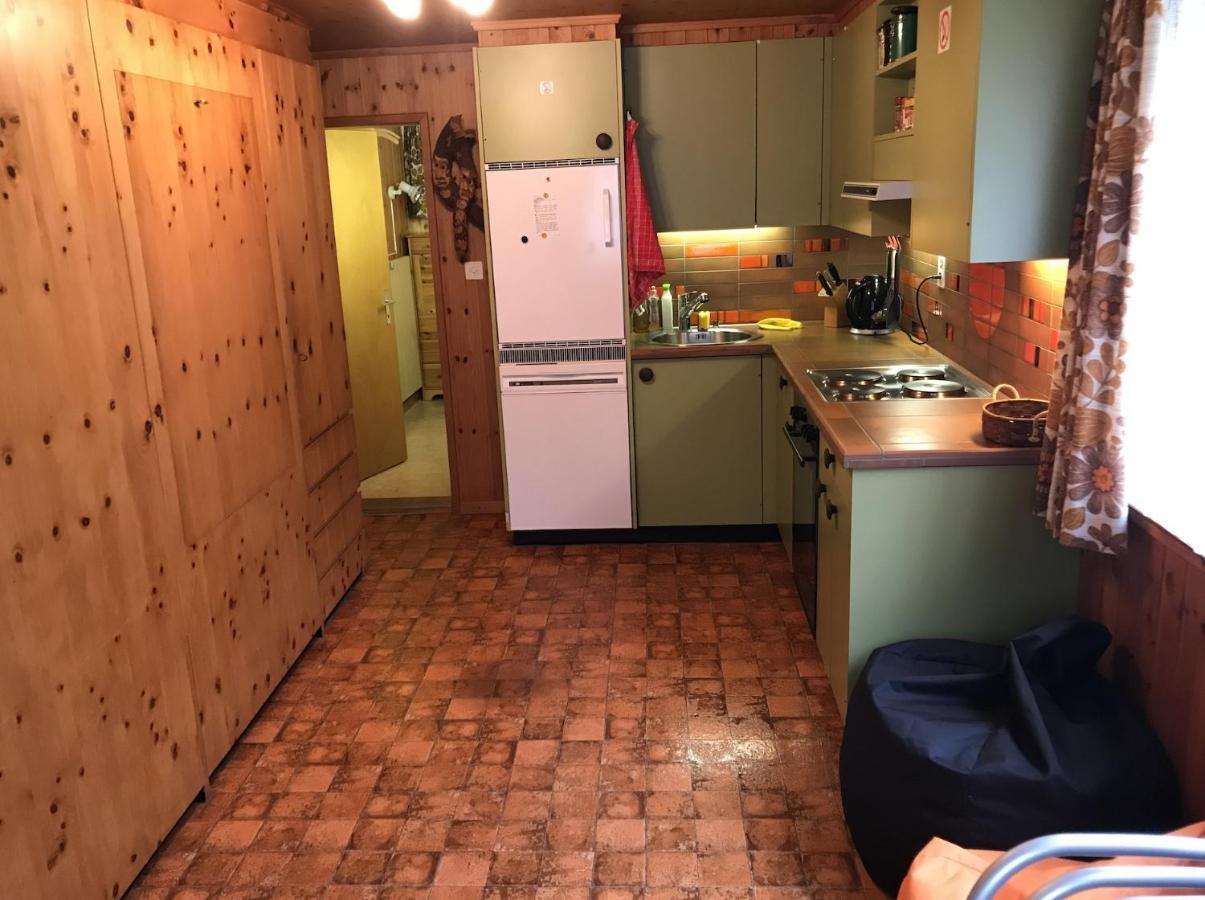 Ferienwohnung Im Chalet Boubou Wiler Экстерьер фото